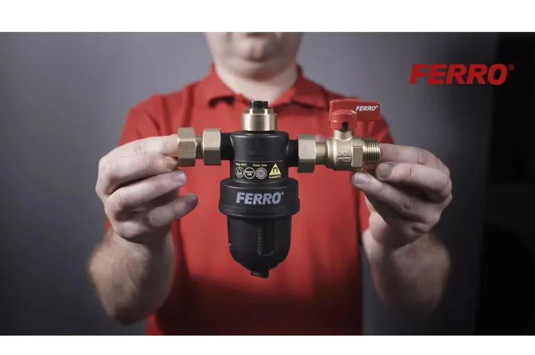 Separator magnetyczny FERRO z przyłączami i zaworem kulowym do instalacji grzewczej